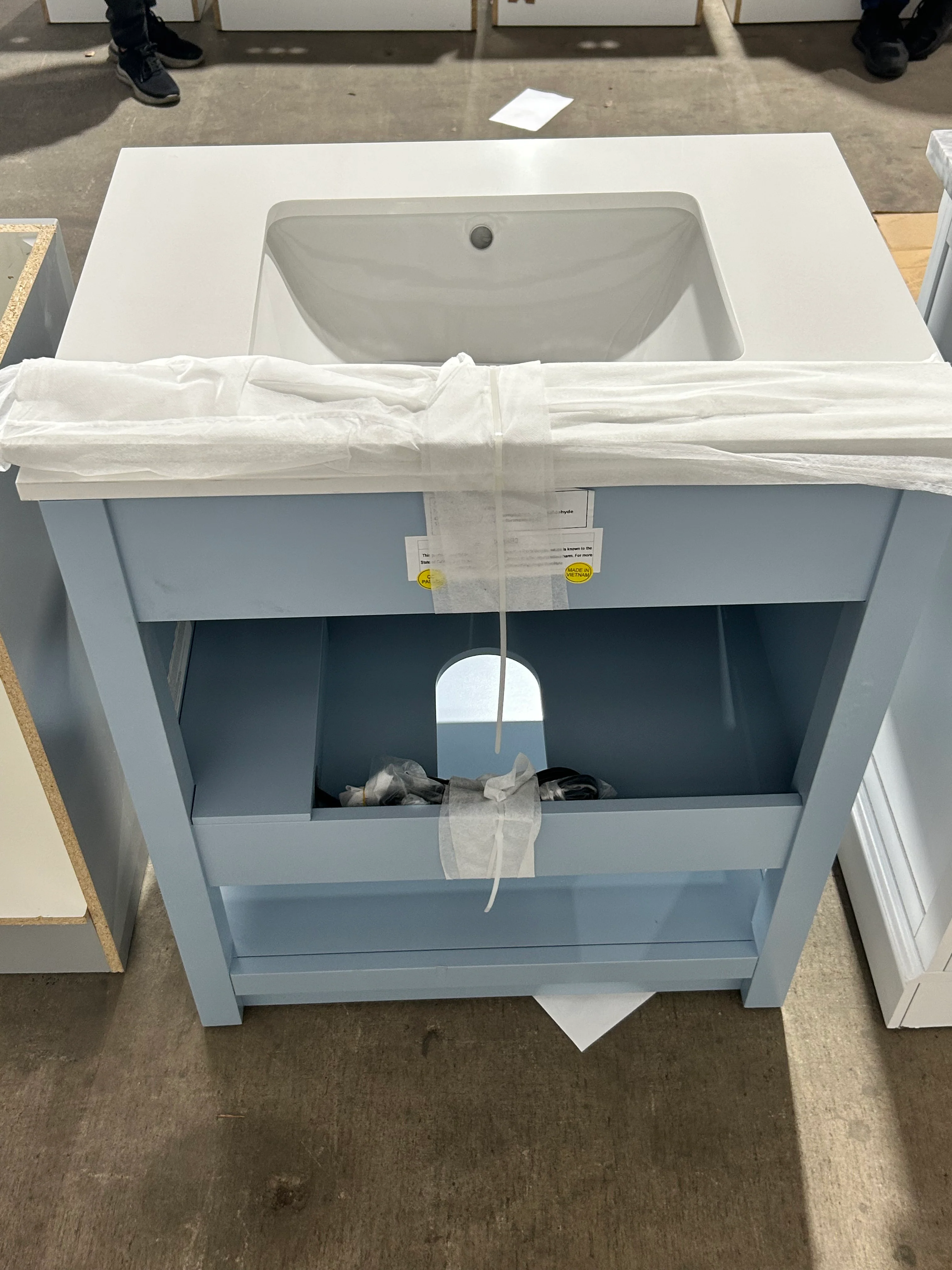 allen + roth Margie 30-in Light Cornflower Blue Undermount Single Sink Bathroom Vanity with White Engineered Stone Top (Open Box) - Image 6