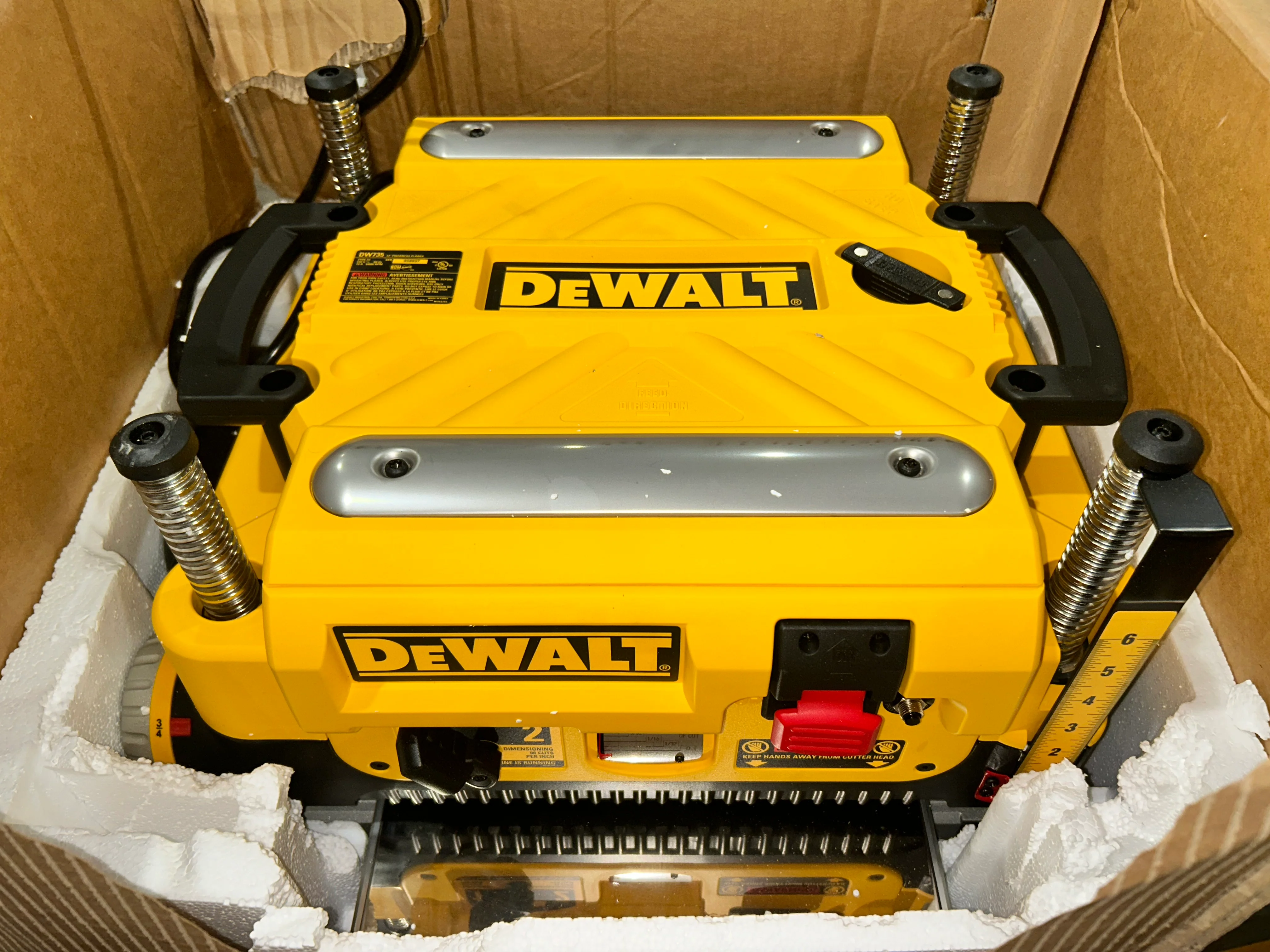 DEWALT 13-in W 15.0 -Amp Benchtop Planer (OPEN BOX) - Image 6