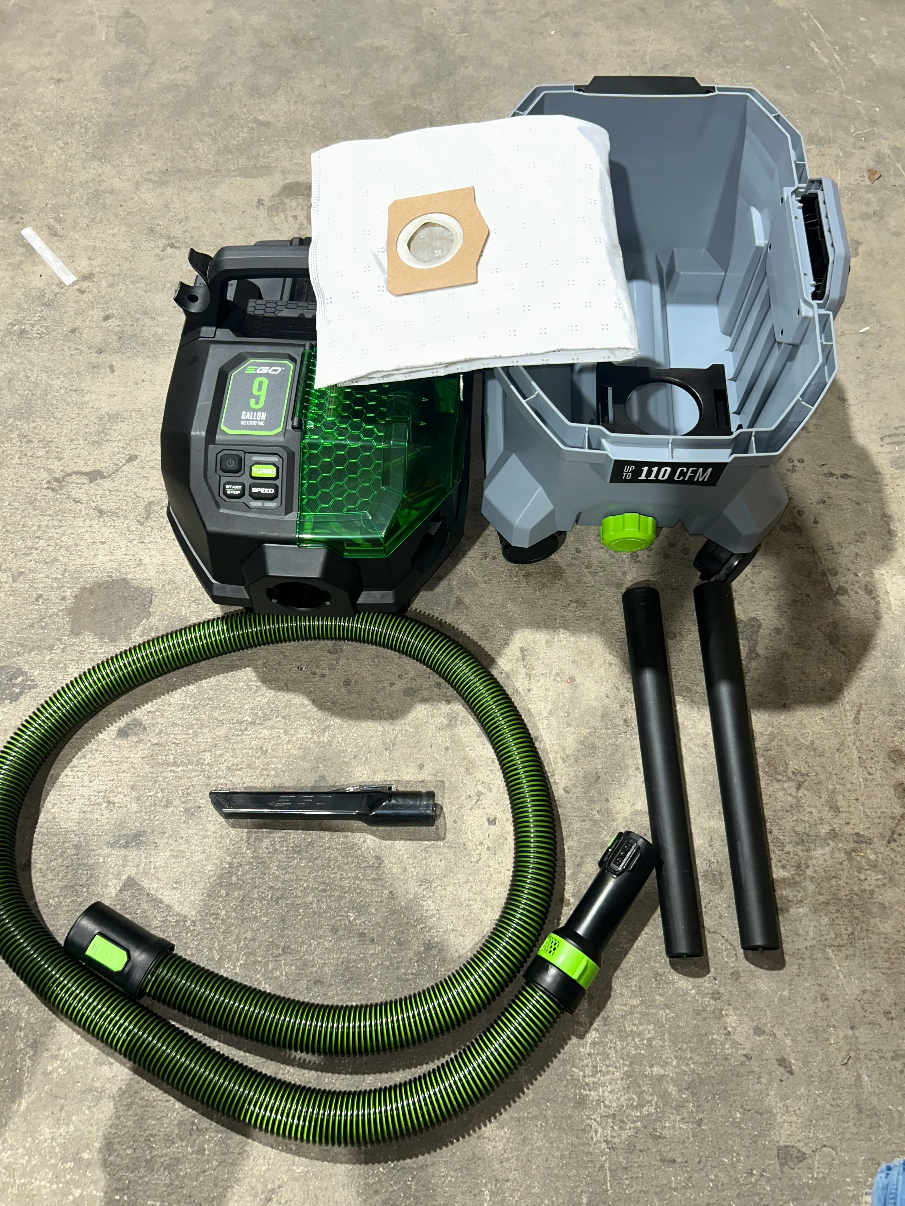 EGO POWER+ 56-volt 9-Gallon 5 HP Cordless Wet/Dry Shop Vacuum with Accessories Included (4.0 aH Battery Included) (used) - Image 7