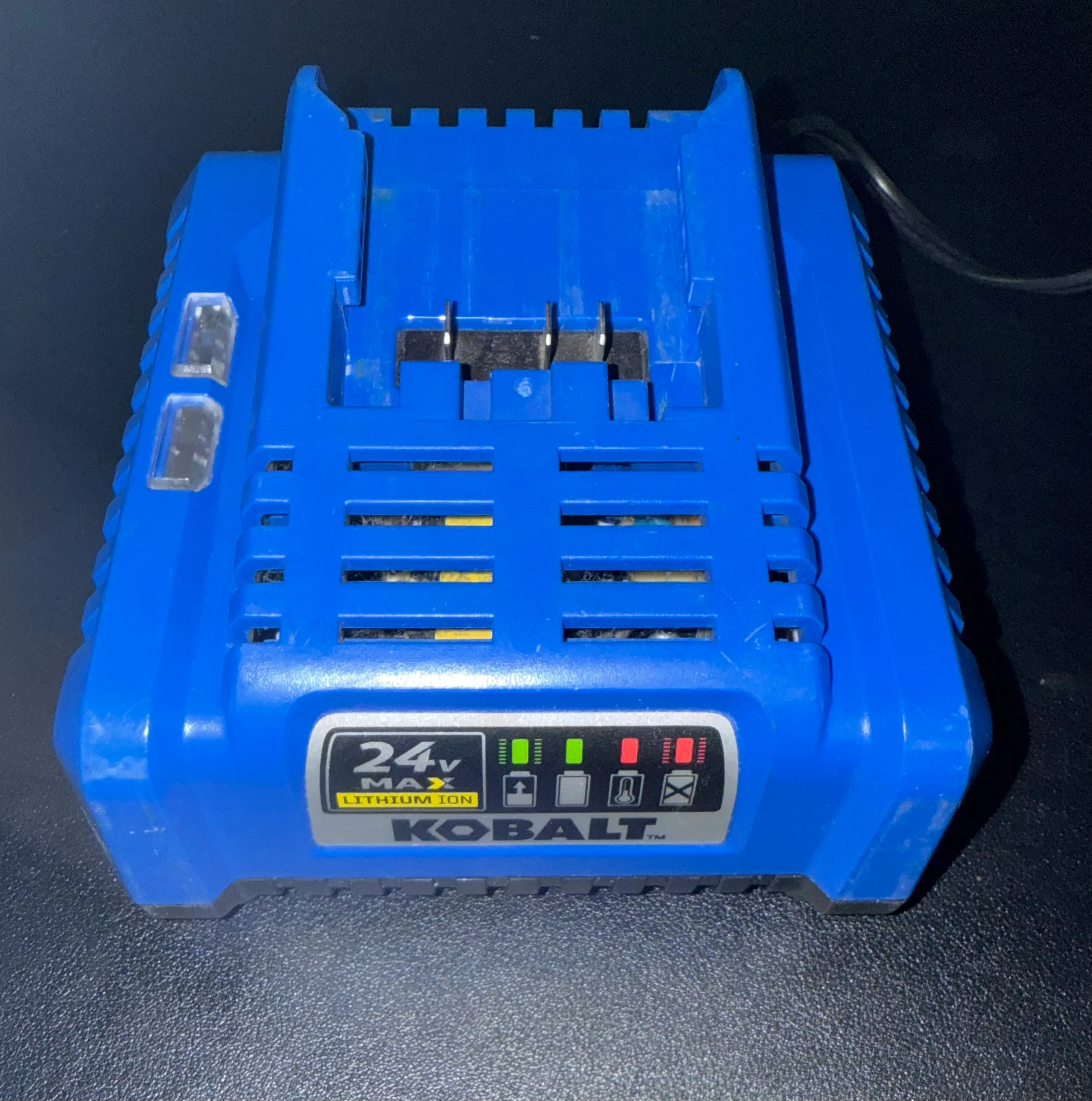 Kobalt KRC 2445-03 24-volt Lithium Ion Battery Charger (Used) - Image 3