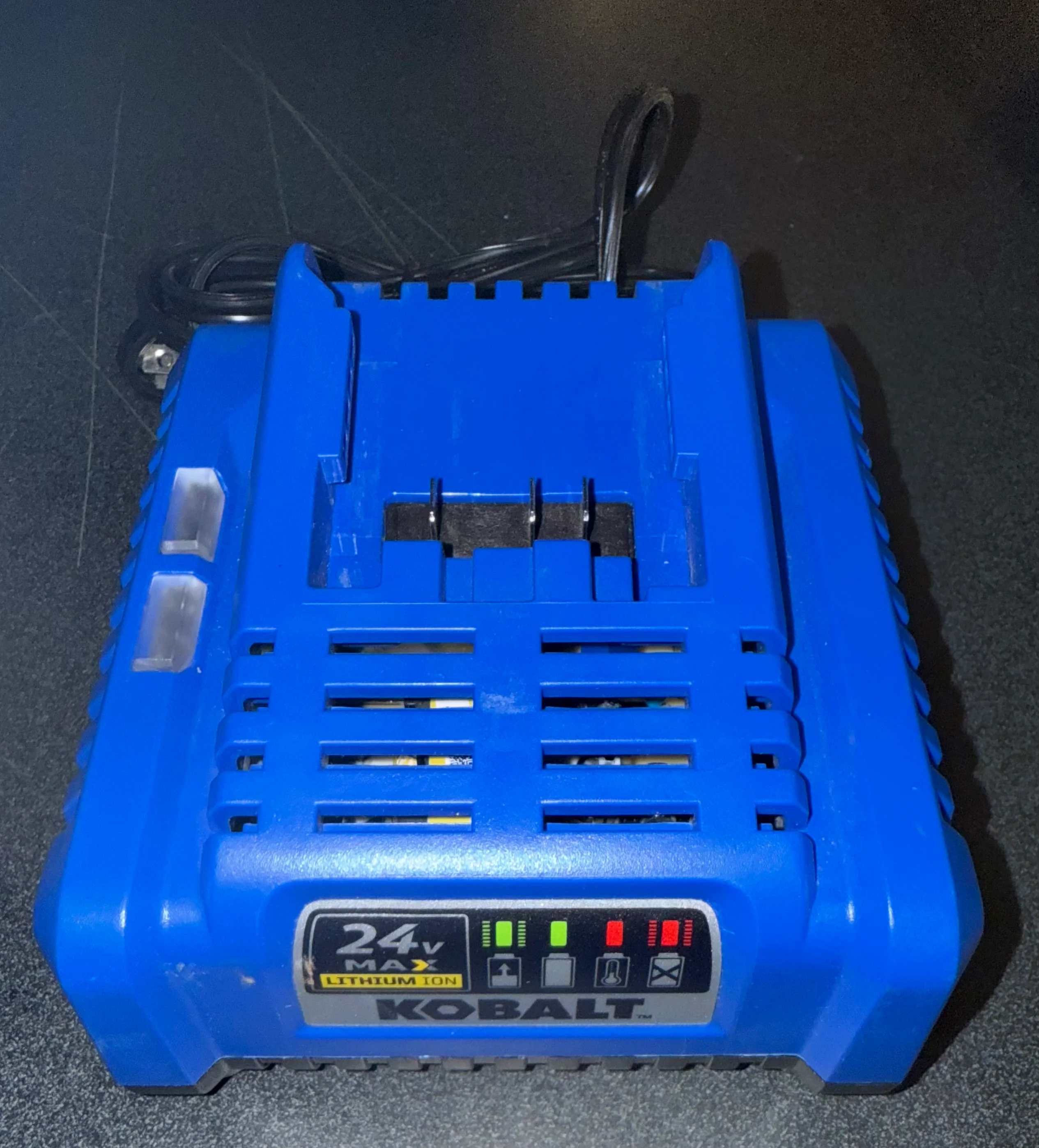 Kobalt KRC 2445-03 24-volt Lithium Ion Battery Charger (Used) - Image 5