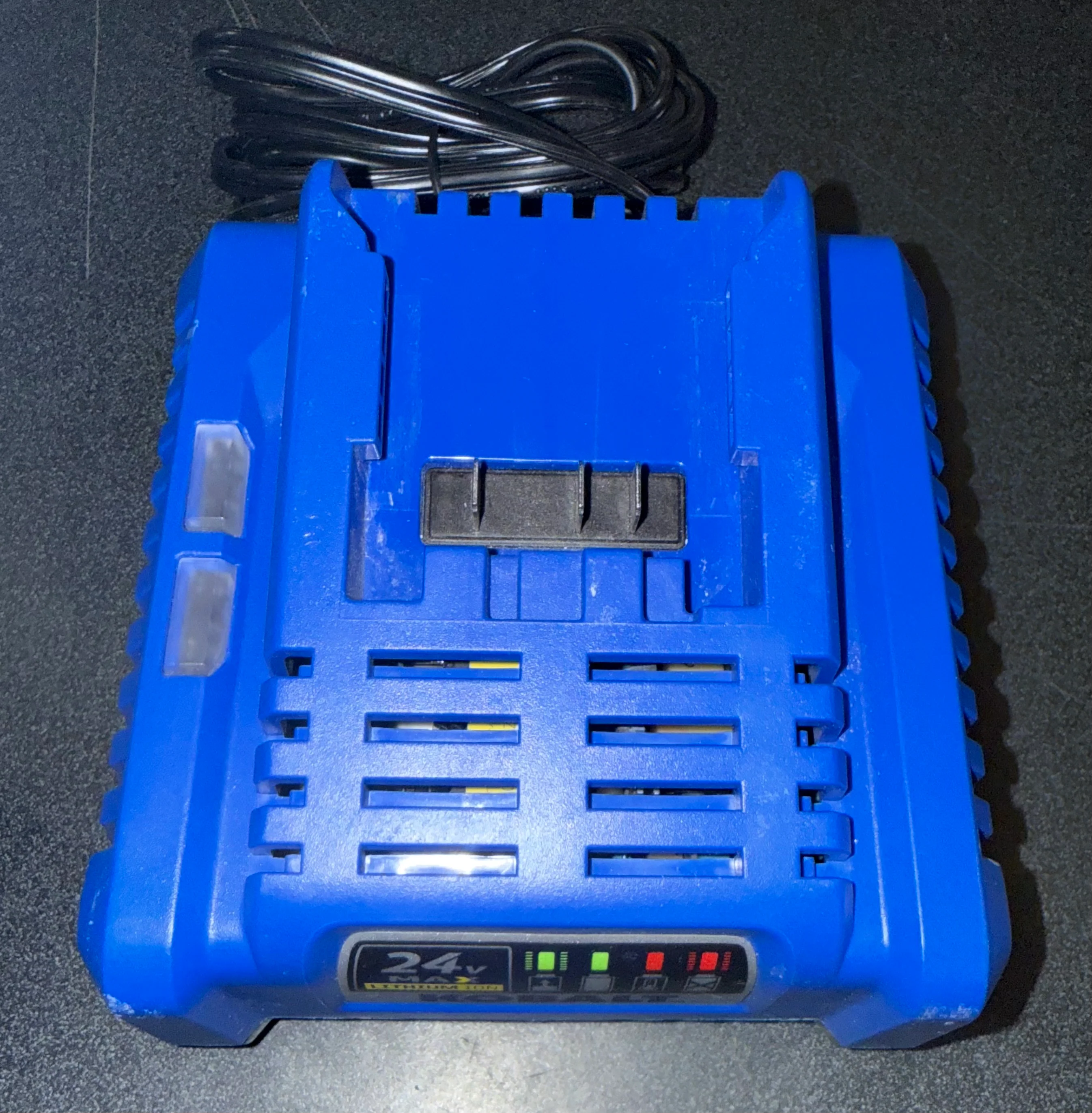 Kobalt KRC 2445-03 24-volt Lithium Ion Battery Charger (Used) - Image 7
