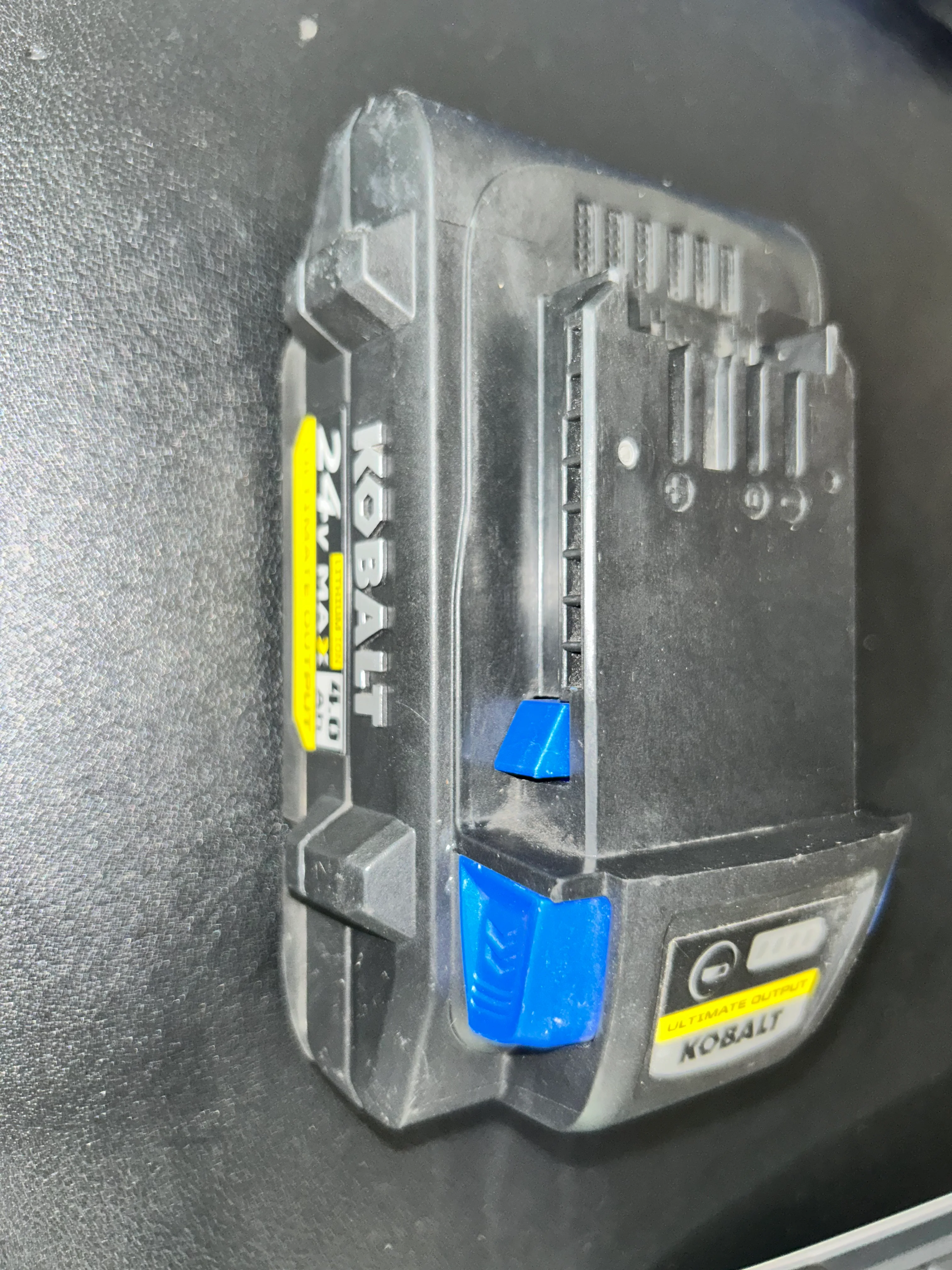 Kobalt Ultimate Output 24 -Volt 1 -Pack Lithium ( 4 Ah Battery ) (used) - Image 6