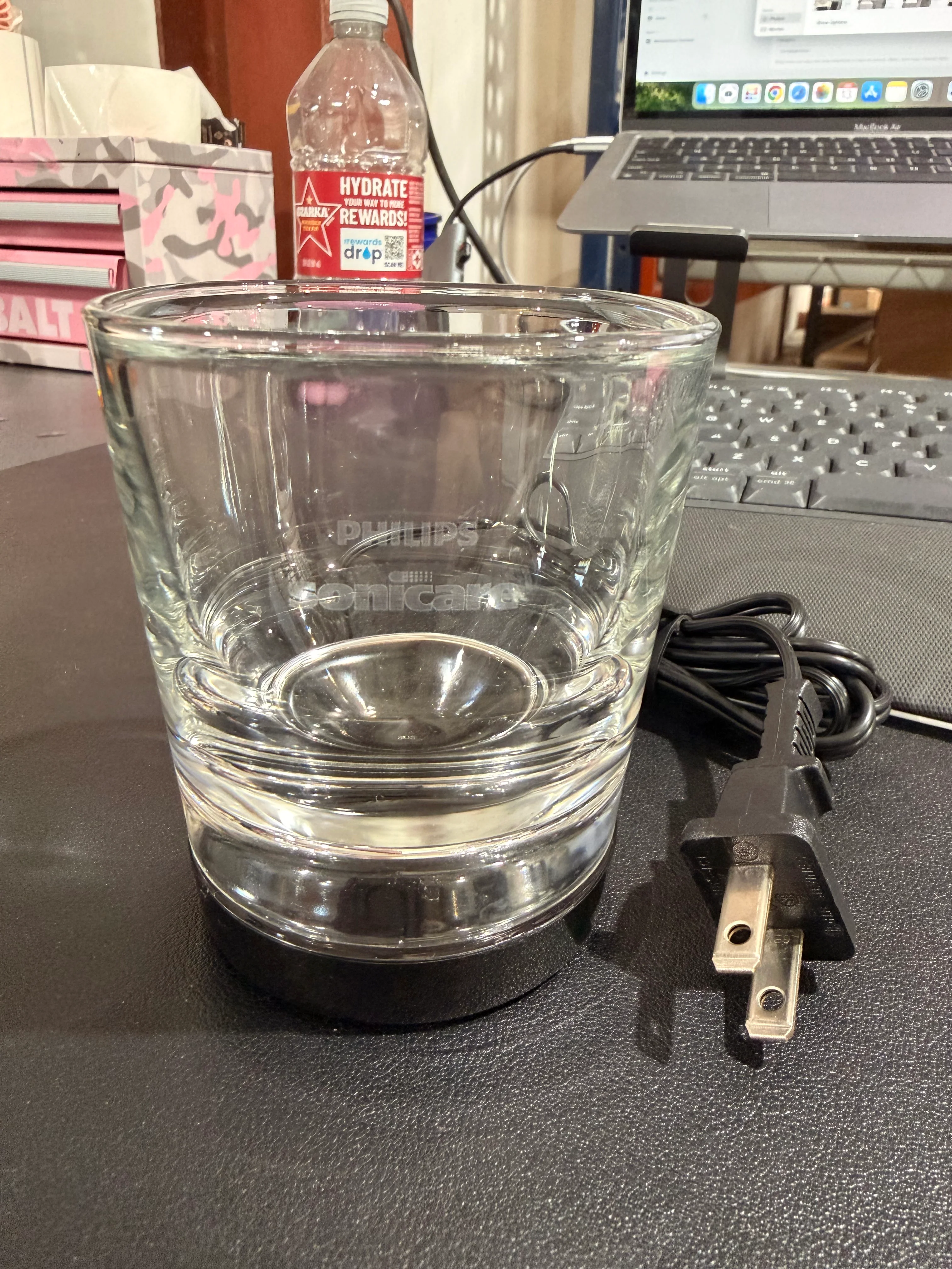 Philips Diamond Clean Charging Glass and Charger CBA6001 Black (OPEN BOX) - Image 2