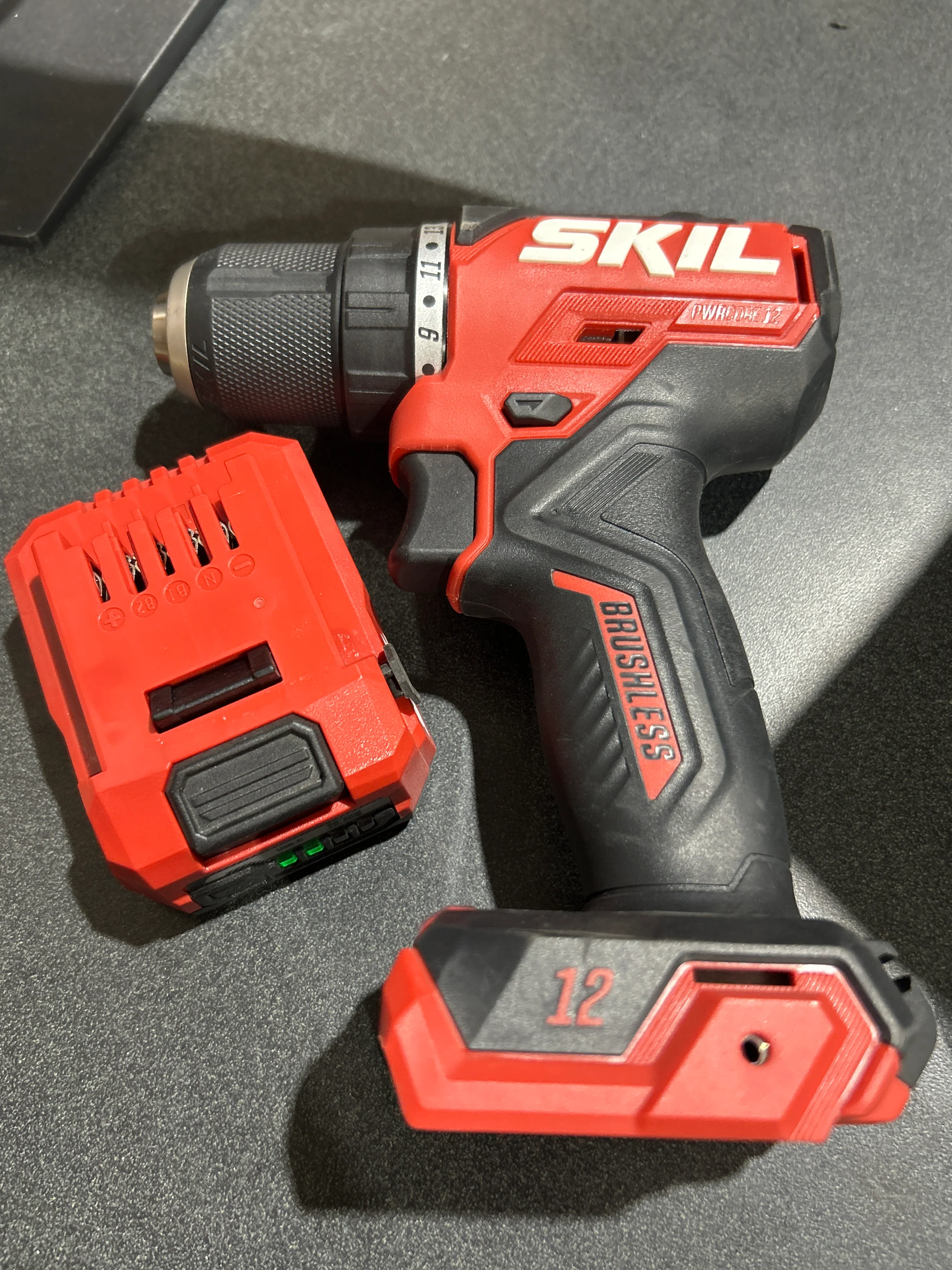 SKIL PWR CORE 12 PWR CORE 12-volt 1/2-in Keyless Brushless Cordless Drill (used) (baretool) - Image 3