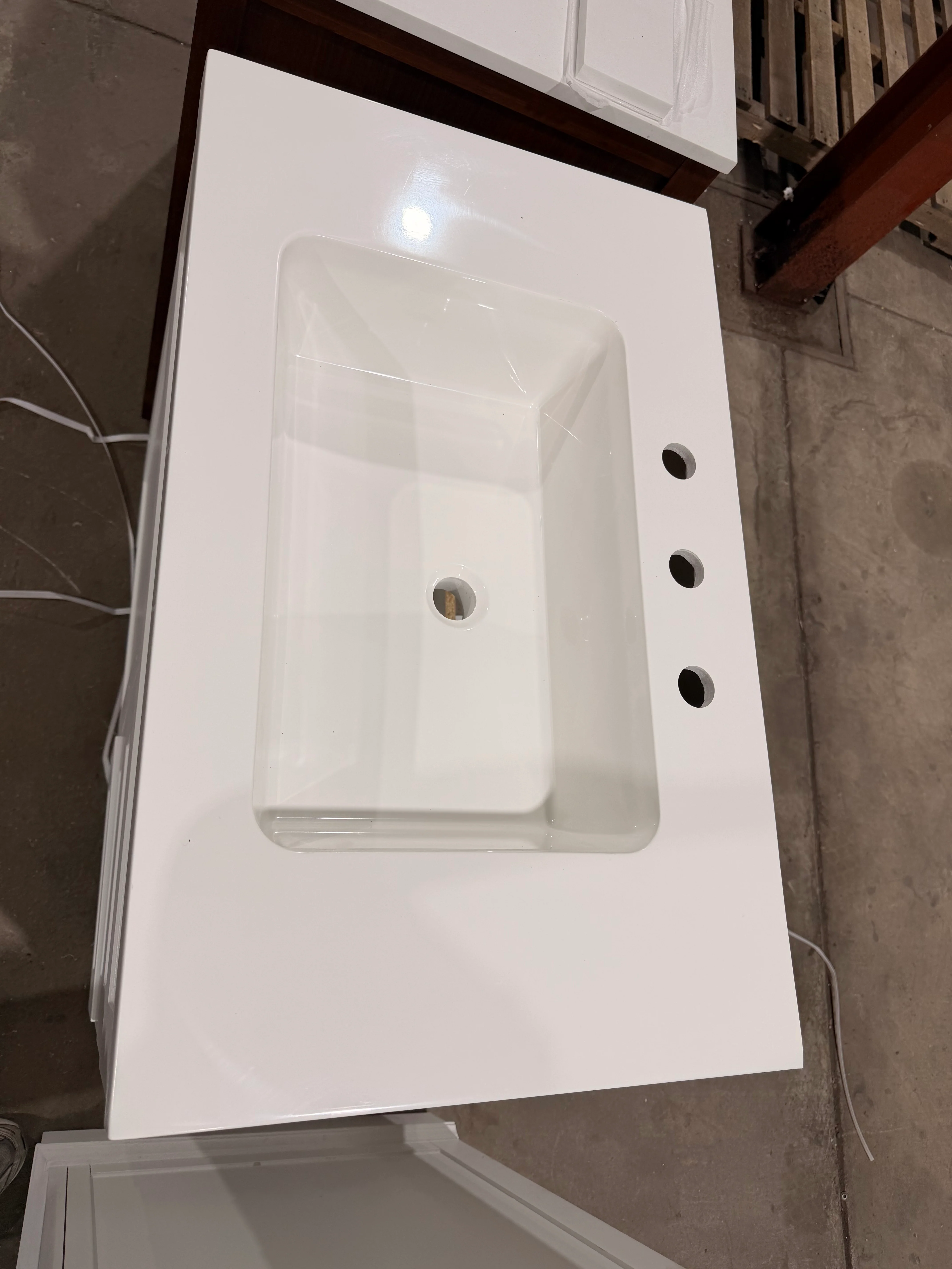 Style Selections Cauley 30-in True White Single Sink Bathroom Vanity (open box) - Image 4